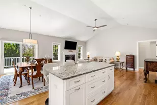 7 Catalpa Rd, Salem, NH 03079 - Photo 12