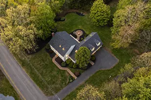 19 Bonnies Way, Hampstead, NH 03841 - Photo 2