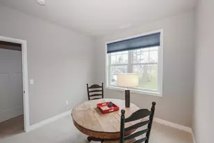 37 Redwood Way, Manchester, NH 03102 - Photo 32