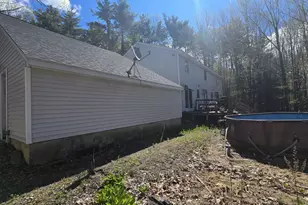 39 Fieldstone Cir, Weare, NH 03281 - Photo 4