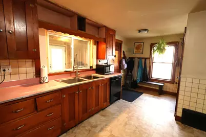 427 Maple Street, Hartford, VT 05001 - Photo 20
