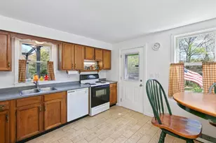 39 Prescott Rd, Raymond, NH 03077 - Photo 6
