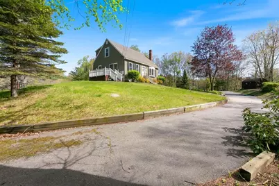 39 Prescott Road, Raymond, NH 03077 - Photo 2
