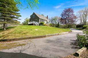 39 Prescott Rd, Raymond, NH 03077 - Photo 2