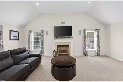 5 Cobblestone Road, Pelham, NH 03076 - Photo 12