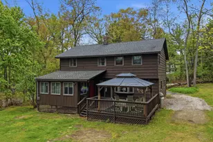 9 Lamb Rd, Nashua, NH 03062 - Photo 2