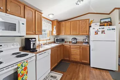 37 Penny Lane, Shelburne, VT 05482 - Photo 14