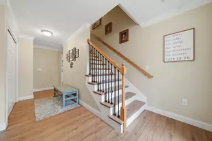110 Marathon Way, Manchester, NH 03109 - Photo 6