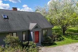 1459 S Rd, Hopkinton, NH 03229 - Photo 4
