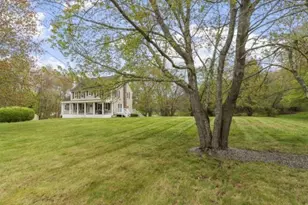 32 Amberwood Dr, Atkinson, NH 03811 - Photo 8