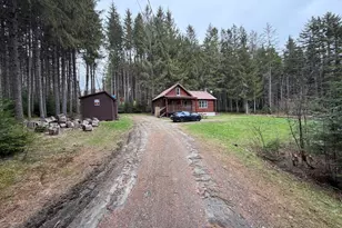 534 Curtis Rd, Morgan, VT 95853 - Photo 4