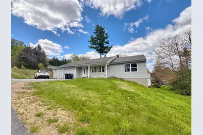 20 Edwin Avenue, Claremont, NH 03743 - Photo 8
