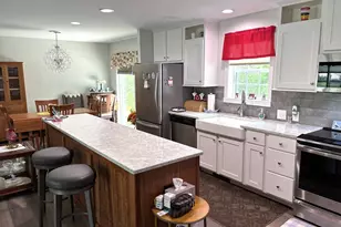 82 Country Wy, North Berwick, ME 03906 - Photo 4
