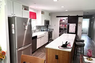 82 Country Wy, North Berwick, ME 03906 - Photo 6