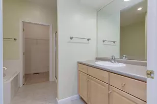 5 Lafond Ave, Hooksett, NH 03106 - Photo 20