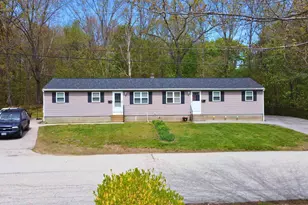 7 9 10 Patricia St, Somersworth, NH 03878 - Photo 4