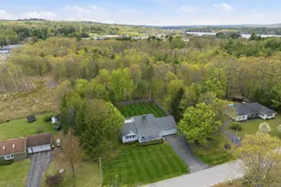 264 Hillcrest Dr, Laconia, NH 03246 - Photo 6