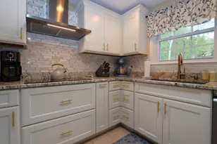 19 Beach Dr, Kingston, NH 03848 - Photo 4