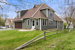 22 Darwin Pl, Laconia, NH 03246 - Photo 36