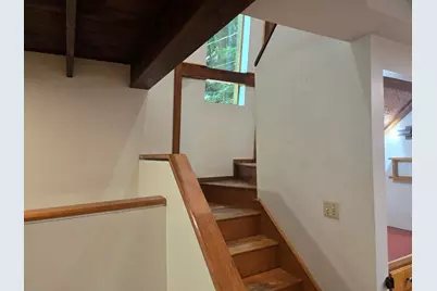 389 Dothan Road, Hartford, VT 05001 - Photo 10