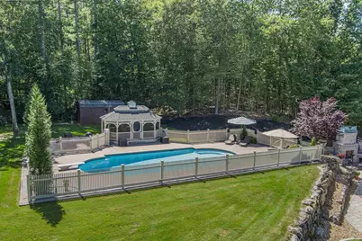 127 Hooksett Road, Auburn, NH 03032 - Photo 46