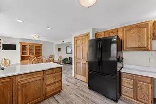 13 Harrigan St, Bethlehem, NH 03574 - Photo 4