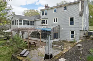 8 Queens Way, Merrimack, NH 03054 - Photo 4