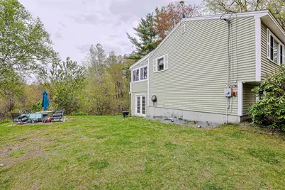 80 Hovey Road, Londonderry, NH 03053 - Photo 6