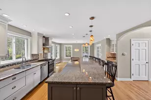 55 Page Ln, Hampstead, NH 03841 - Photo 10