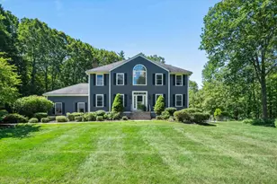 55 Page Ln, Hampstead, NH 03841 - Photo 1