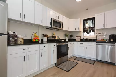 493 Manchester Street #Unit 1, Manchester, NH 03103 - Photo 6