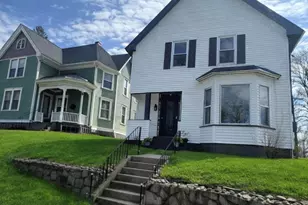 493 Manchester St, Manchester, NH 03103 - Photo 1