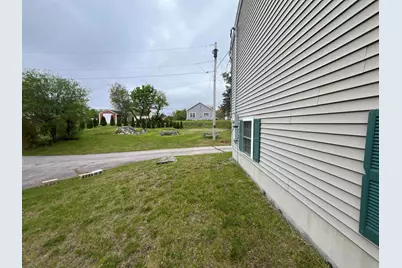 223 S Main Street, Seabrook, NH 03874 - Photo 26
