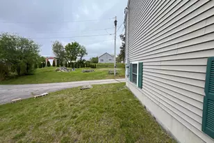 223 S Main St, Seabrook, NH 03874 - Photo 26