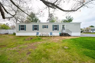 7 D&apos amours Ave, Rochester, NH 03839 - Photo 4
