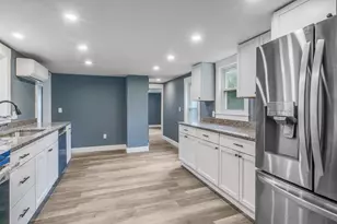 1299 Lake Shore Rd, Manchester, NH 03109 - Photo 8