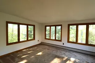38 Marshall Ave, Hartford, VT 05001 - Photo 18