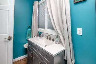 93 Elm St, Lancaster, NH 03584 - Photo 16