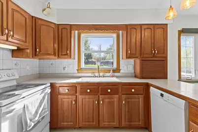 67 Pinecrest Circle, Williston, VT 05495 - Photo 16
