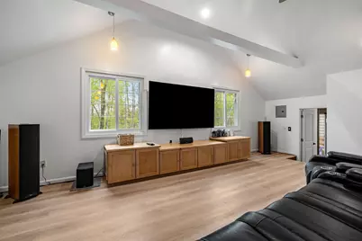 13 Birchwood Circle, Bedford, NH 03110 - Photo 18
