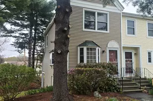 321 Fox Hollow Way, Manchester, NH 03104 - Photo 1