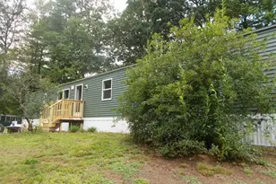 77 Royalcrest Park, Rochester, NH 03867 - Photo 2
