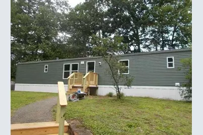 77 Royalcrest Park, Rochester, NH 03867 - Photo 2
