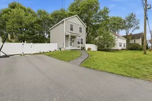 60 Pine St, Rochester, NH 03867 - Photo 6