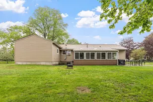 18 Iceland Cir, Keene, NH 03431 - Photo 4