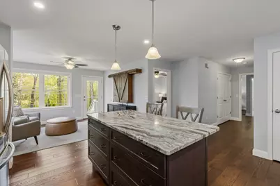 10 Wilson Way, Brentwood, NH 03833 - Photo 16