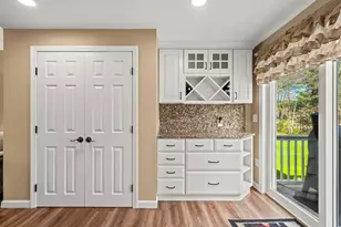 5 Spicebush Cir, Litchfield, NH 03052 - Photo 16