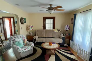 15 Hayes Ave, Manchester, NH 03103 - Photo 4