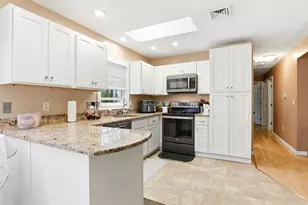 34 Beverly Dr, Manchester, NH 03104 - Photo 10