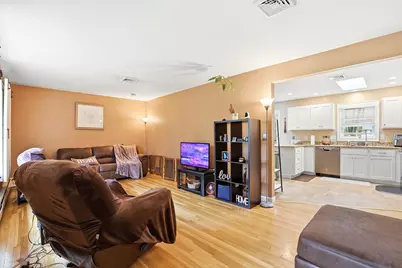 34 Beverly Drive, Manchester, NH 03104 - Photo 4